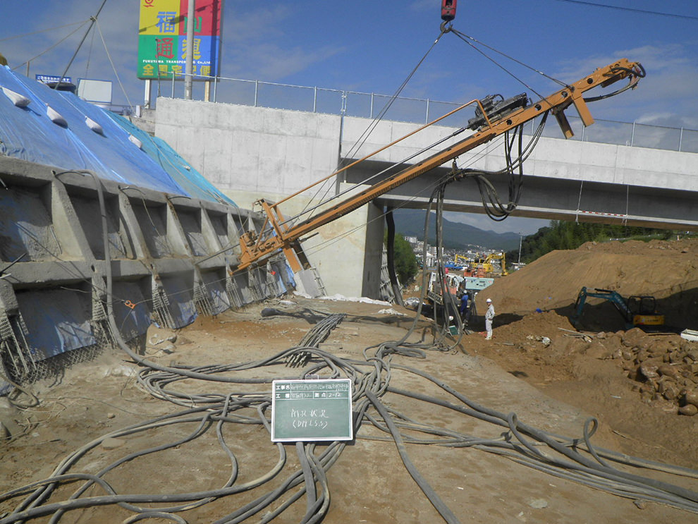 ロックボルト工(油圧空圧吊下げ)