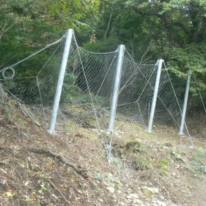 赤沢ＳＳ雪崩柵工事